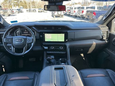 Used 2022 GMC Sierra 1500 AT4 w/ AT4 Preferred Package AWD/4WD image 20