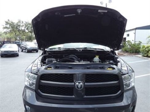 Used 2016 RAM 1500 Express AWD/4WD image 6