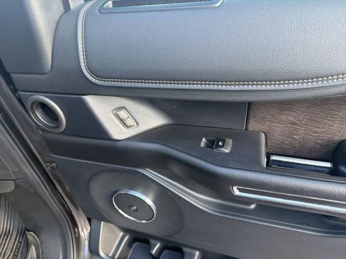 Used 2020 Ford Expedition Max Limited w/ Special Edition Package image 32
