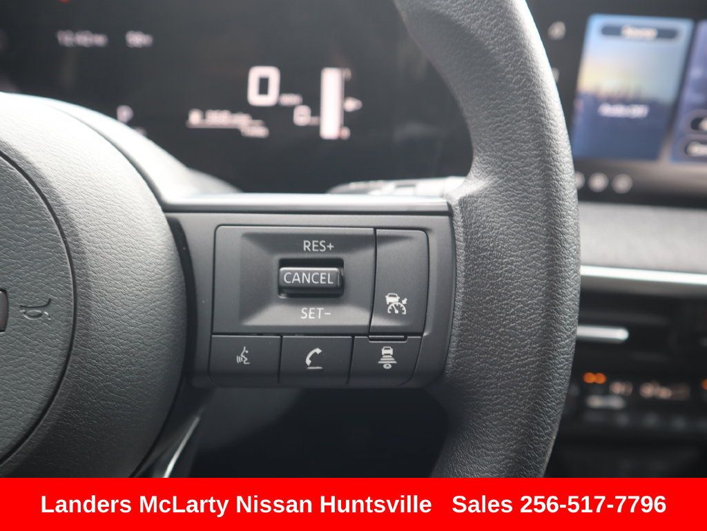 Used 2026 Nissan Kicks SV w/ SV Premium Package FWD image 25