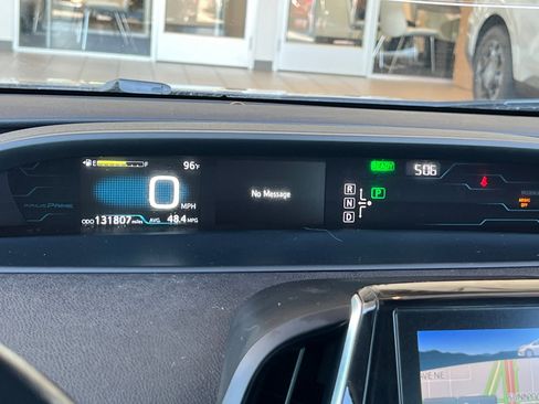 Used 2018 Toyota Prius Prime Premium image 25