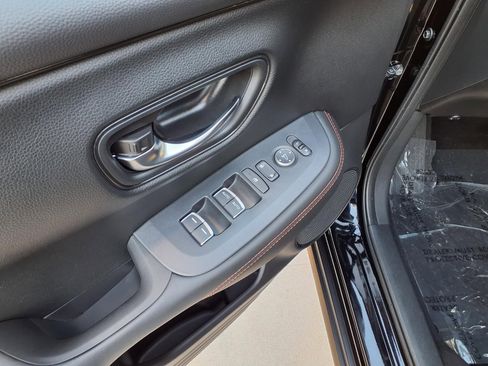 Used 2023 Honda HR-V Sport image 12