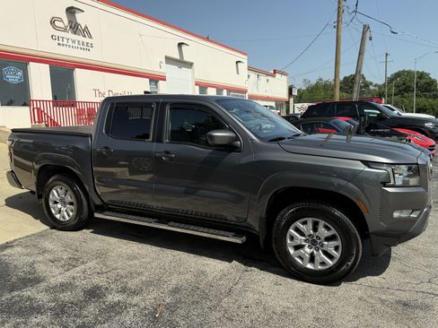 Used 2023 Nissan Frontier SV w/ SV Convenience Package AWD/4WD image 9