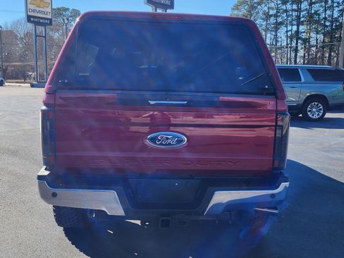 Used 2017 Ford F250 Lariat w/ Chrome Package image 4