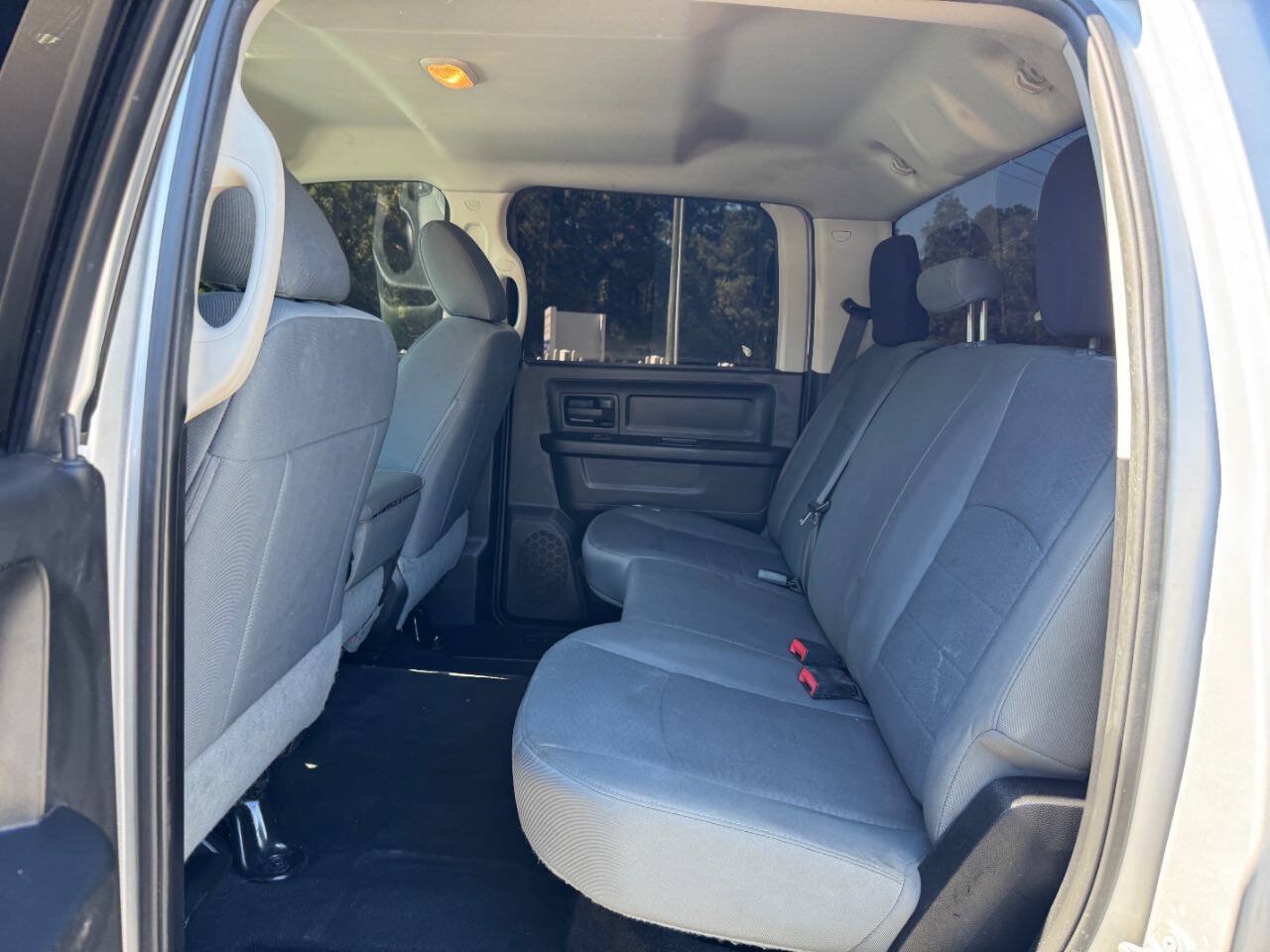 Used 2016 RAM 1500 Express w/ Popular Equipment Group AWD/4WD image 12