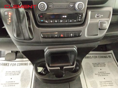 Used 2026 RAM ProMaster 2500 w/ Convenience Group FWD image 19