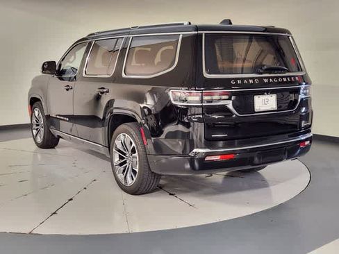 Used 2022 Jeep Grand Wagoneer Series III AWD/4WD image 9