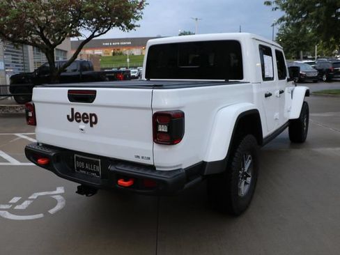 Used 2025 Jeep Gladiator Mojave AWD/4WD image 6