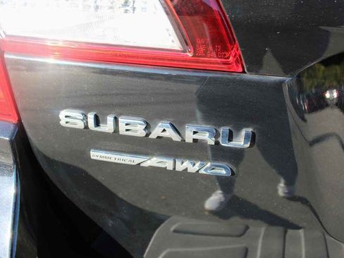 Used 2016 Subaru Outback 3.6R Limited image 8