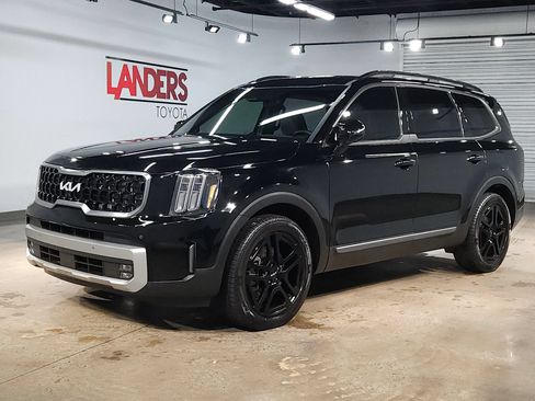 Used 2023 Kia Telluride SX X-Line AWD/4WD image 3