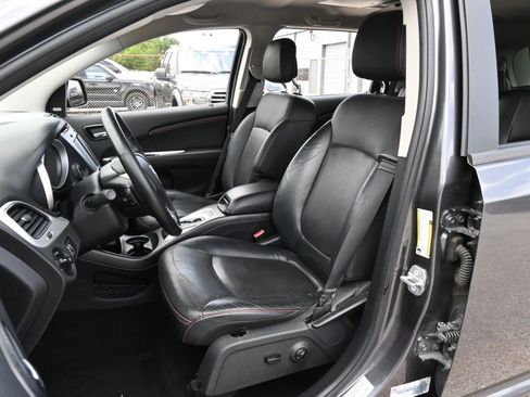 Used 2015 Dodge Journey R/T w/ Flexible Seating Group AWD/4WD image 15
