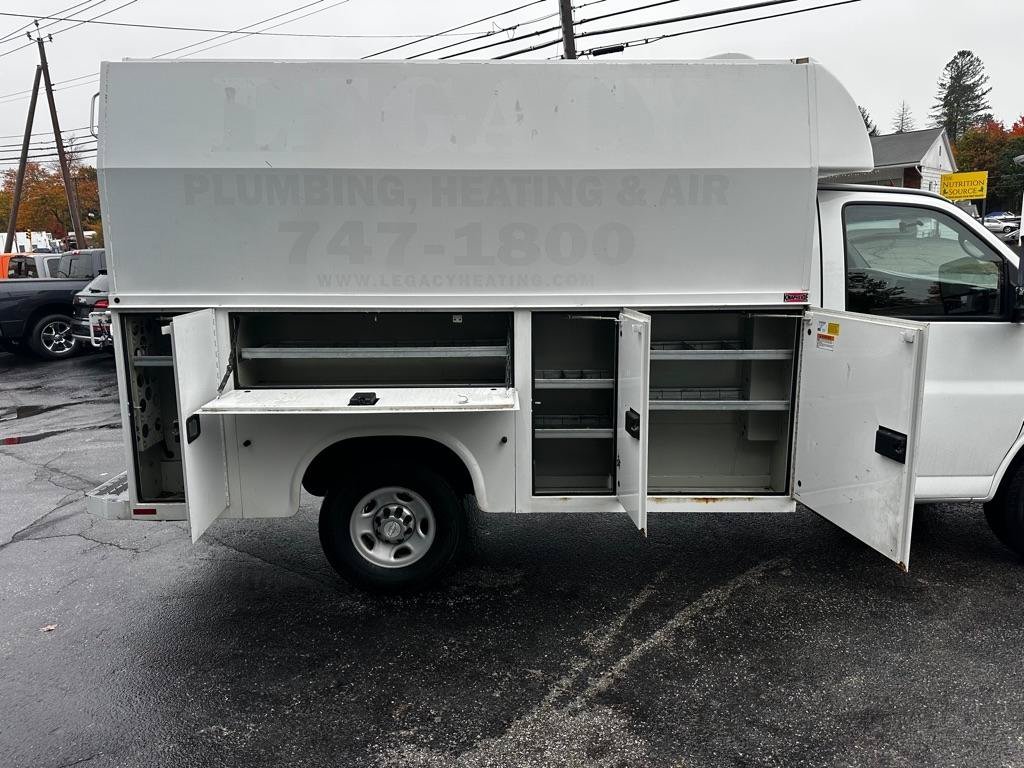 Used 2014 Chevrolet Express 3500 RWD image 12
