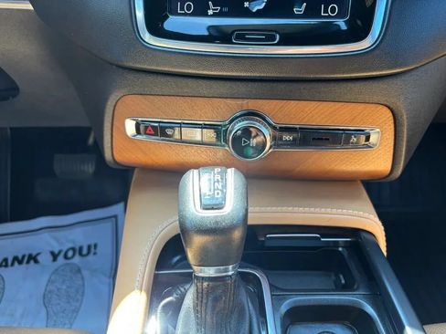 Used 2017 Volvo XC90 T6 Inscription w/ Convenience Package AWD/4WD image 28