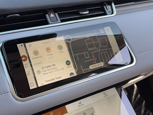 Used 2022 Land Rover Range Rover Evoque SE image 27