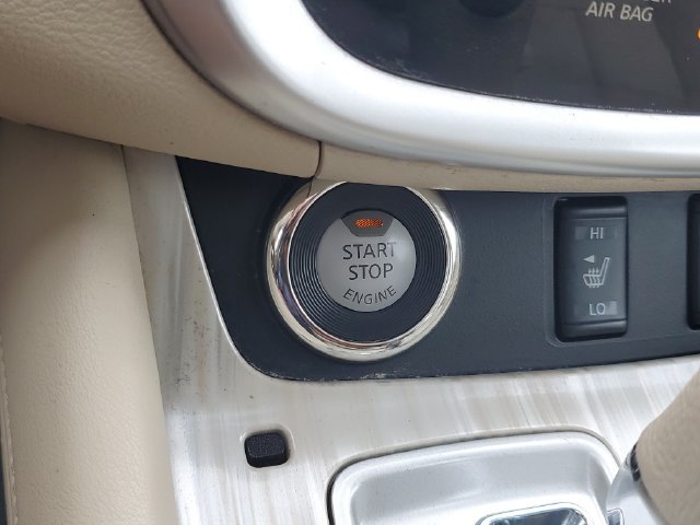 Used 2017 Nissan Murano AWD image 25