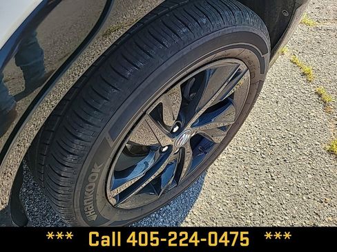 Used 2024 Buick Encore GX Sport Touring image 6