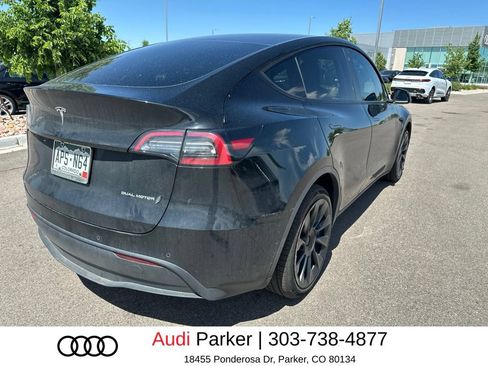 Used 2022 Tesla Model Y Long Range AWD/4WD image 3