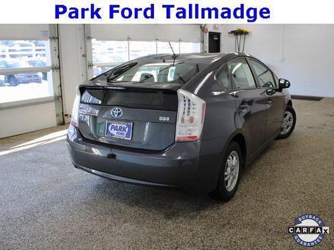 Used 2010 Toyota Prius Two w/ Preferred Accessory Pkg image 6