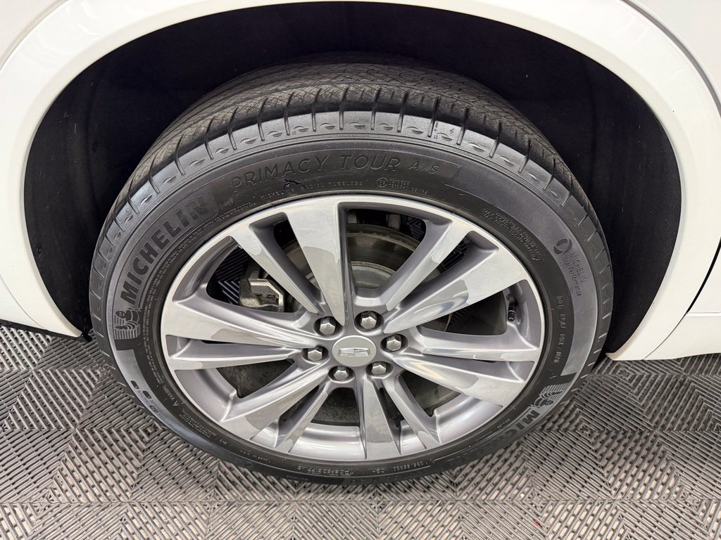 Used 2020 Cadillac XT6 Premium Luxury FWD image 19