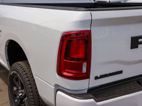 New 2027 RAM 2500 Laramie AWD/4WD image 7