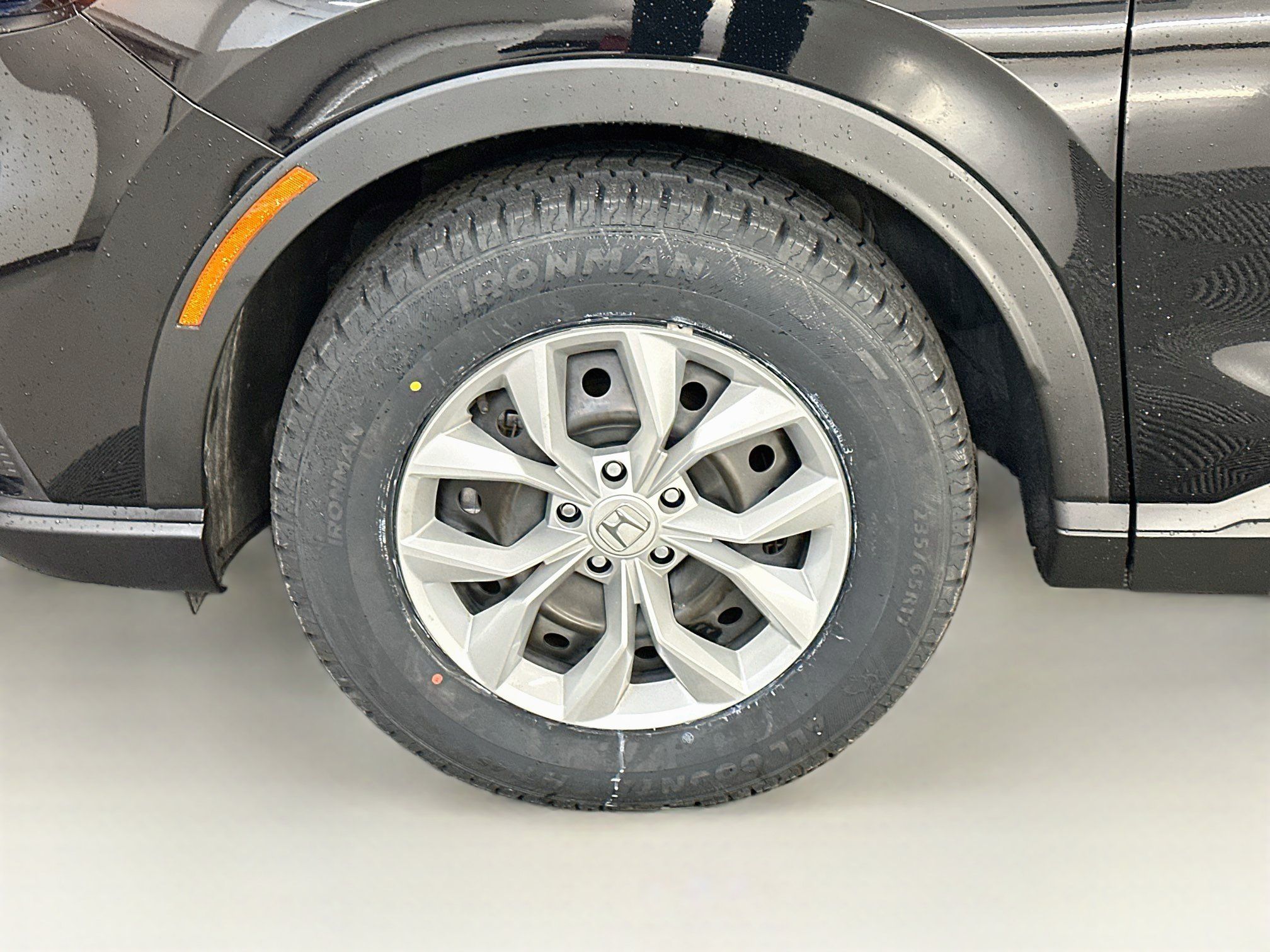 Used 2025 Honda CR-V LX image 34