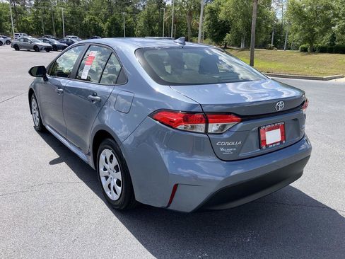 New 2026 Toyota Corolla LE FWD image 3