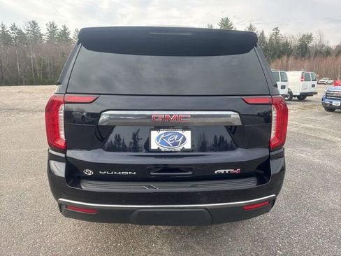 Used 2022 GMC Yukon AT4 image 5
