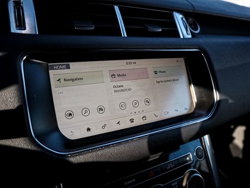 Used 2017 Land Rover Range Rover Sport HSE image 23