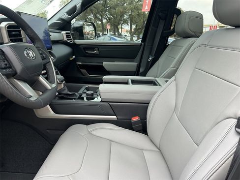 New 2026 Toyota Tundra Limited image 12