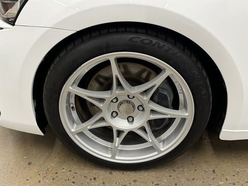 Used 2018 Lexus IS 350 F Sport w/ F Sport Package AWD/4WD image 4