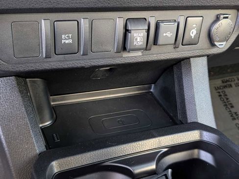 Used 2023 Toyota Tacoma TRD Sport image 37