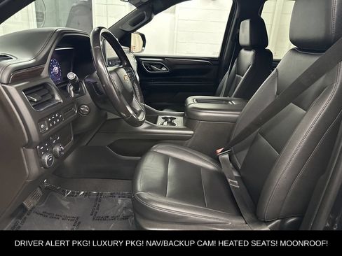 Used 2022 Chevrolet Tahoe Z71 w/ Luxury Package AWD/4WD image 18