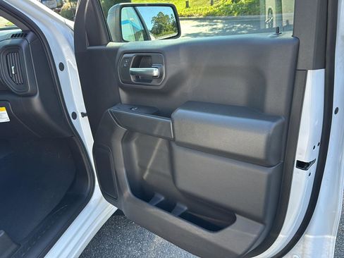 New 2026 Chevrolet Silverado 1500 Custom image 12