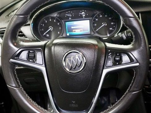 Used 2020 Buick Encore Preferred image 12