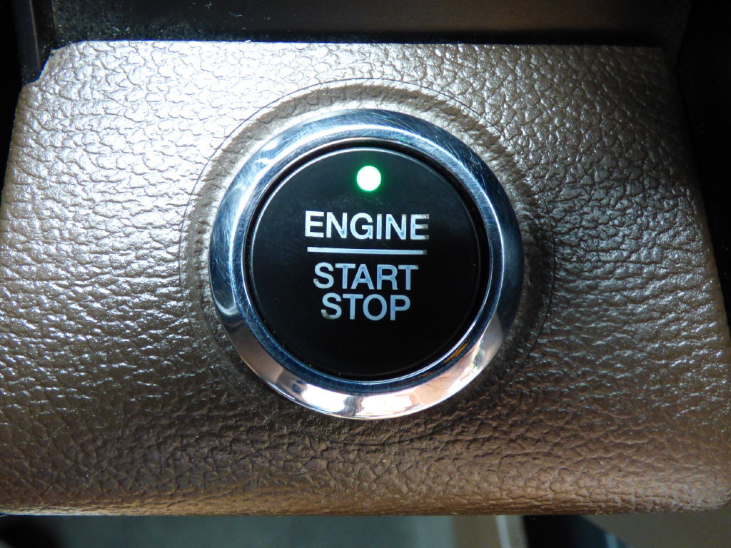 Used 2021 Ford F350 King Ranch w/ King Ranch Ultimate Package AWD/4WD image 32