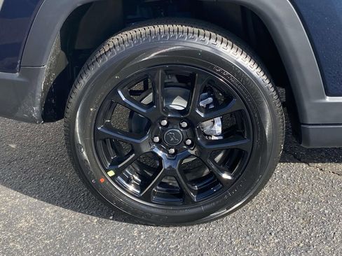 New 2026 Jeep Compass Latitude AWD/4WD image 8