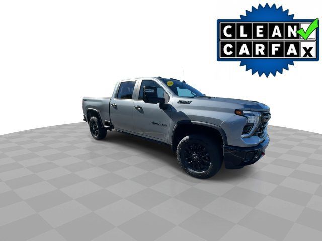 Used 2026 Chevrolet Silverado 2500 LT w/ Trail Boss Package AWD/4WD image 2