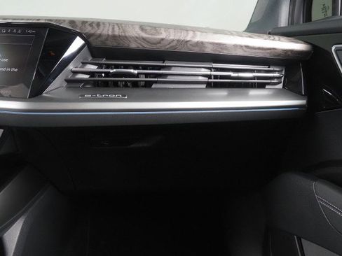 Used 2024 Audi Q4 e-tron Premium Plus w/ Premium Plus image 34