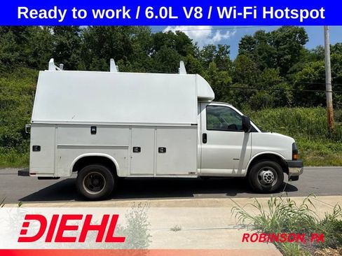 Used 2019 GMC Savana 3500 w/ Power Convenience Package RWD image 8