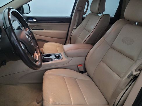 Used 2019 Jeep Grand Cherokee Overland image 17