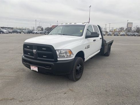 Used 2015 RAM 3500 Tradesman image 2