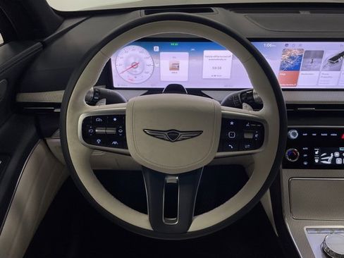 New 2025 Genesis GV80 3.5T Prestige image 14