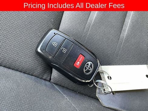 Used 2024 Toyota Tacoma TRD Off-Road AWD/4WD image 34