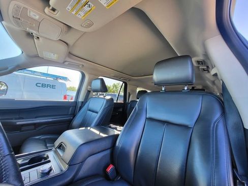 Used 2022 Ford Expedition Max XLT AWD/4WD image 8