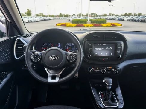Used 2021 Kia Soul S image 14