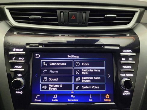 Used 2023 Nissan Murano SV image 25