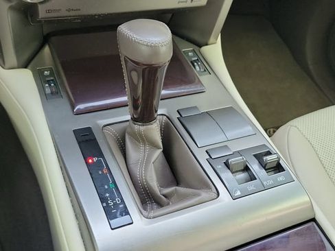 Used 2019 Lexus GX 460 Premium w/ Premium Package AWD/4WD image 34