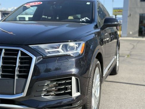 Used 2021 Audi Q7 3.0T Premium w/ Convenience Package AWD/4WD image 12