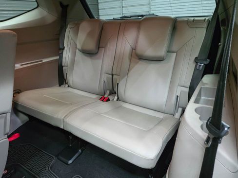 Used 2019 Volkswagen Atlas SE FWD image 19