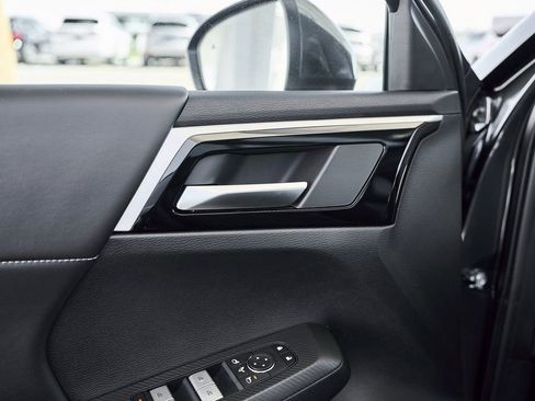 New 2026 Mitsubishi Outlander SE FWD image 21